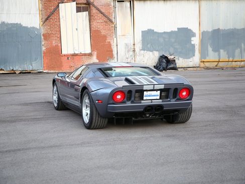 Used 2006 Ford GT image 27