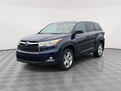 Used 2015 Toyota Highlander Limited Platinum image 3
