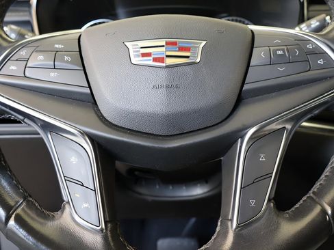 Used 2021 Cadillac XT5 Luxury image 21