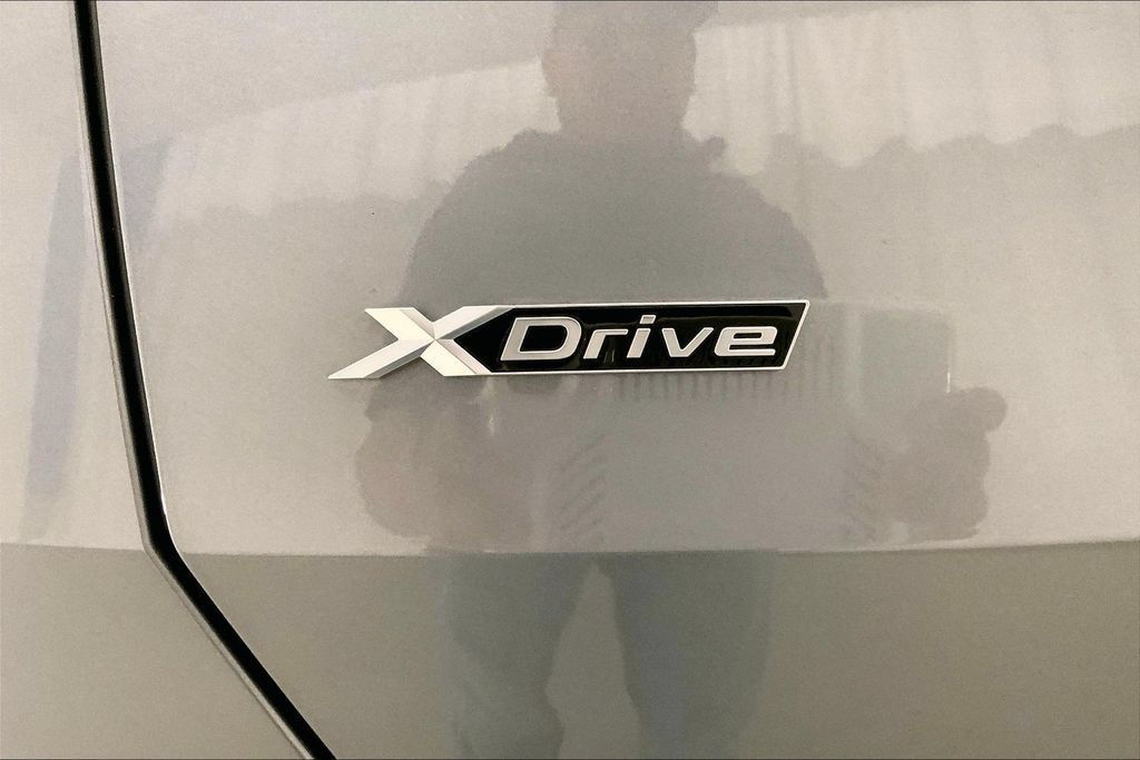 Used 2025 BMW X3 xDrive30i w/ Premium Package AWD/4WD image 29