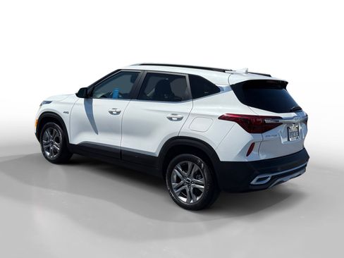 Used 2022 Kia Seltos S image 3