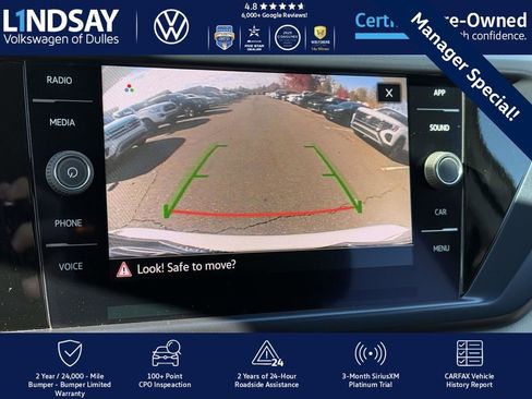 Certified 2022 Volkswagen Taos SE image 17