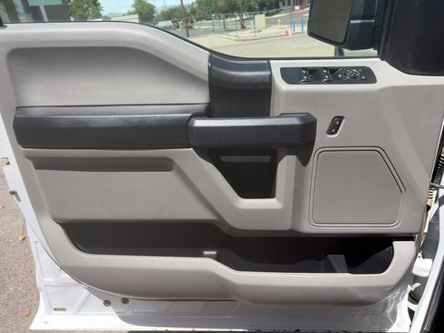 Used 2017 Ford F150 XL w/ XL Power Equipment Group AWD/4WD image 17