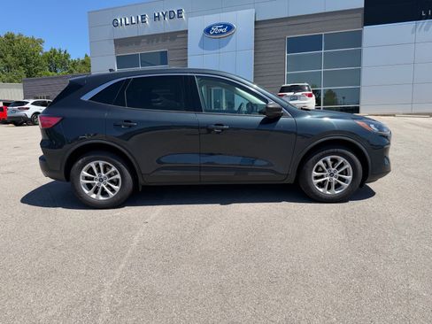 Used 2022 Ford Escape SE w/ Convenience Package FWD image 20