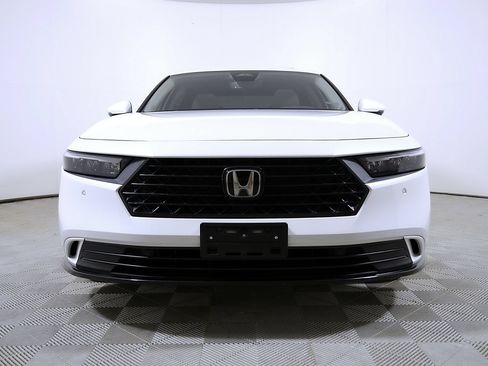 Used 2023 Honda Accord EX-L image 5