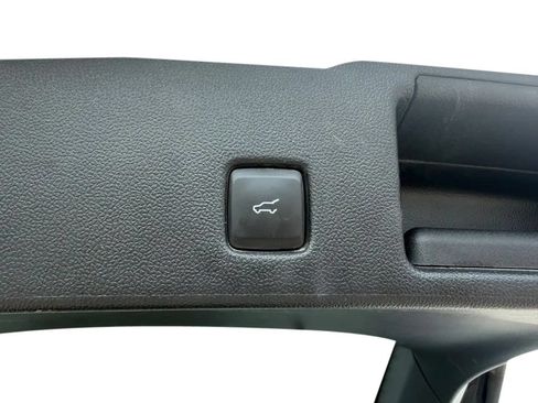 Used 2023 Ford Escape Active AWD/4WD image 32