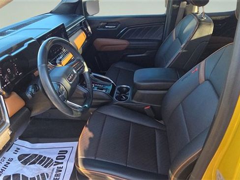 Used 2023 GMC Canyon AT4 w/ AT4 Premium Package image 22