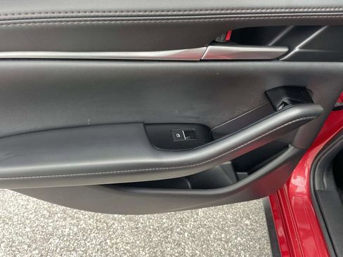 Used 2025 MAZDA MAZDA3 s FWD image 11