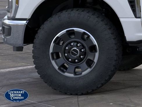 New 2025 Ford F250 Lariat w/ Lariat Ultimate Package image 49