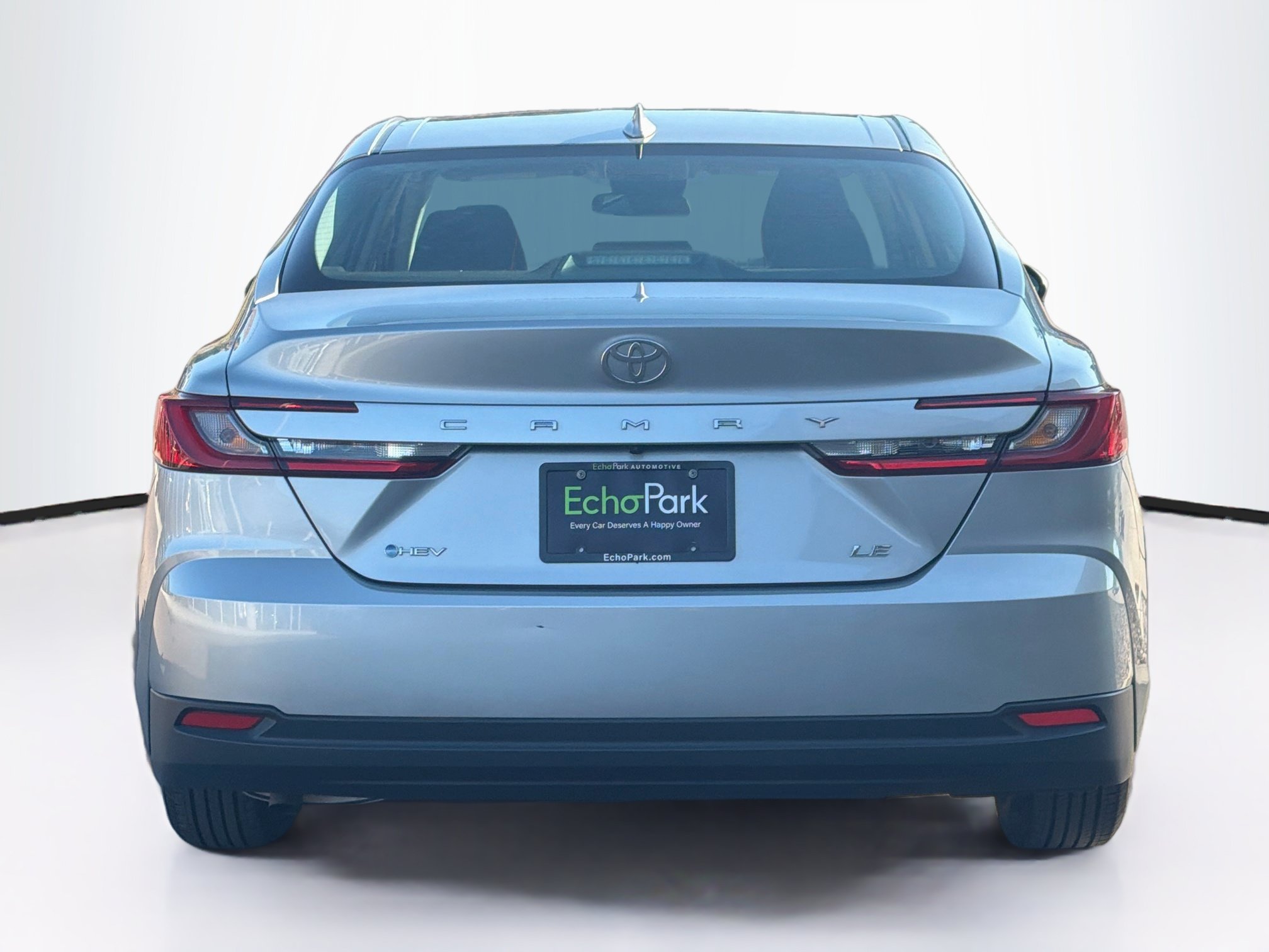 Used 2026 Toyota Camry LE FWD image 7