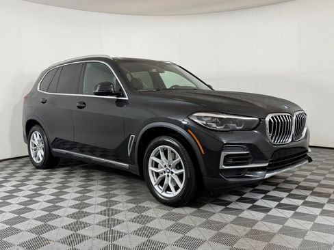 Used 2023 BMW X5 xDrive40i w/ Premium Package image 7