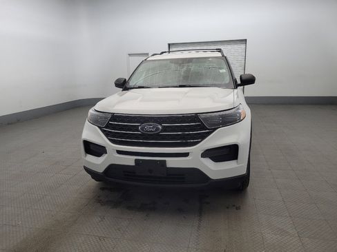 Used 2021 Ford Explorer XLT image 15