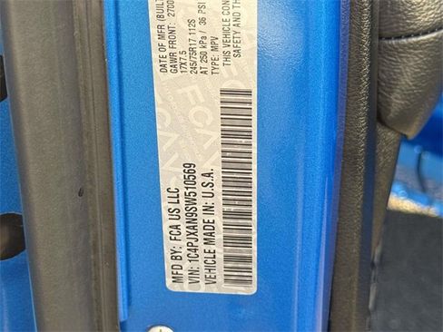 Used 2025 Jeep Wrangler Sport S image 19