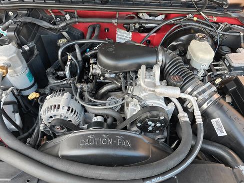 Used 2001 Chevrolet Blazer Xtreme w/ Preferred Equipment Group image 51