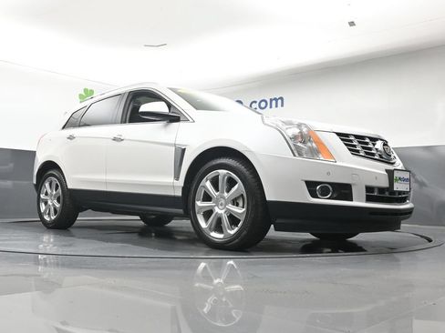 Used 2016 Cadillac SRX Performance w/ Driver Awareness Package AWD/4WD image 28