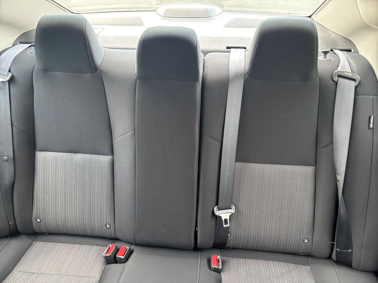 Used 2024 Nissan Sentra SV FWD image 33