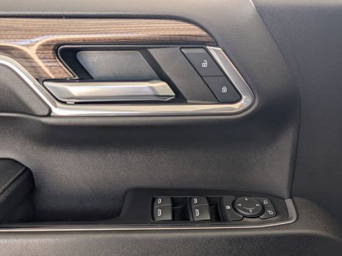 Used 2023 Chevrolet Silverado 1500 LT RWD image 15