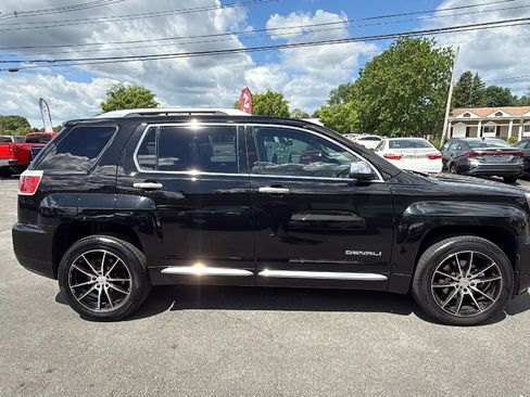 Used 2017 GMC Terrain Denali AWD/4WD image 12