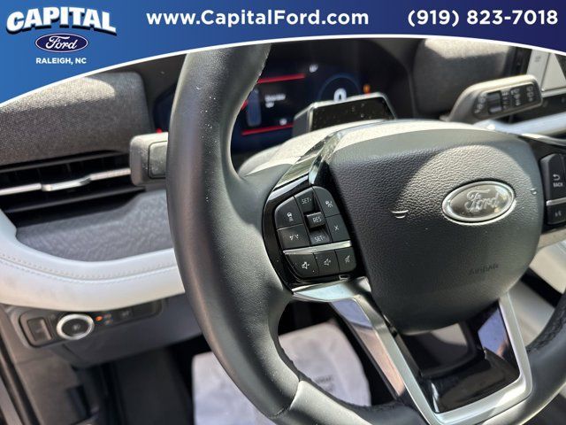 Certified 2025 Ford Explorer Platinum w/ LUX Leather Package AWD/4WD image 23