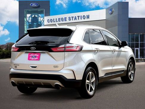 Certified 2019 Ford Edge SEL w/ Equipment Group 201A image 4