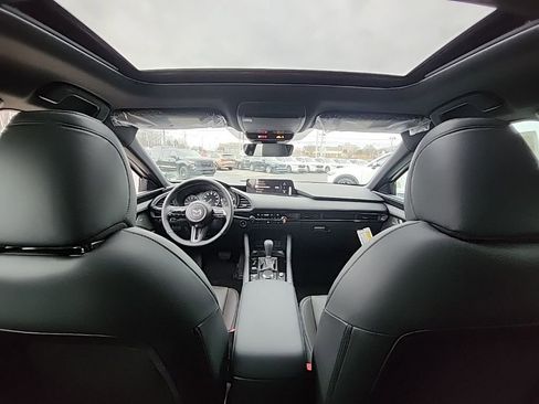 New 2026 MAZDA MAZDA3 Hatchback w/Premium Plus Pkg AWD/4WD image 8