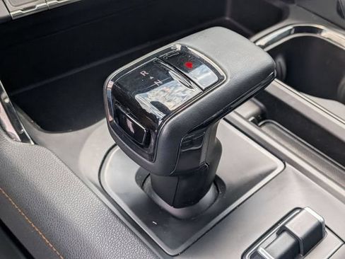 Certified 2023 GMC Sierra 1500 AT4 w/ AT4 Premium Package AWD/4WD image 16
