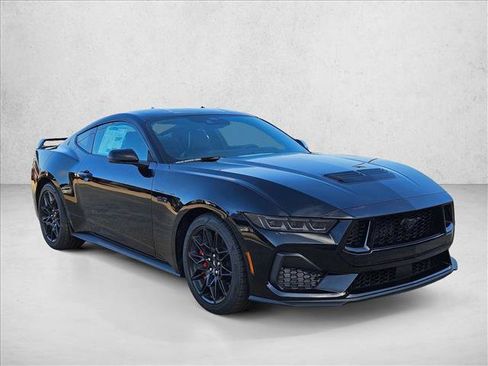 New 2026 Ford Mustang GT Premium w/ GT Performance Package RWD image 7