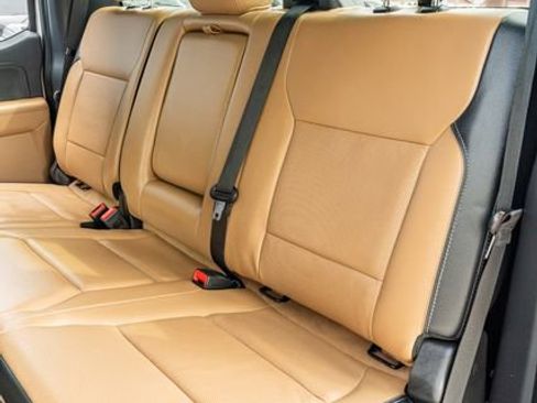 Used 2022 Ford F150 Lariat image 34