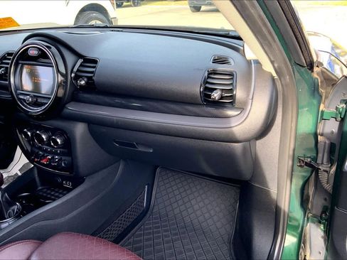 Used 2017 MINI Cooper Clubman S image 16