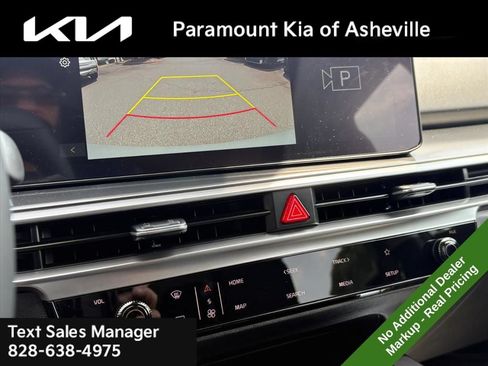 New 2026 Kia Sorento LX FWD image 10