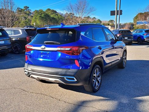 Used 2021 Kia Seltos EX image 5