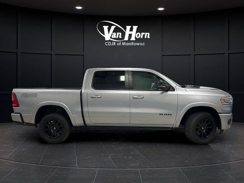 Used 2025 RAM 1500 Laramie w/ Sport Appearance Package AWD/4WD image 8