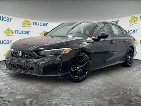 Used 2025 Honda Civic Sport image 3