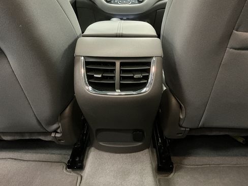 Used 2023 Chevrolet Malibu LT FWD image 23
