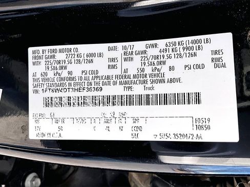 Used 2017 Ford F450 Lariat w/ Chrome Package image 27