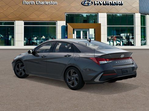 New 2026 Hyundai Elantra Sport FWD image 5