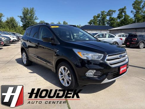 Used 2018 Ford Escape SE AWD/4WD image 1