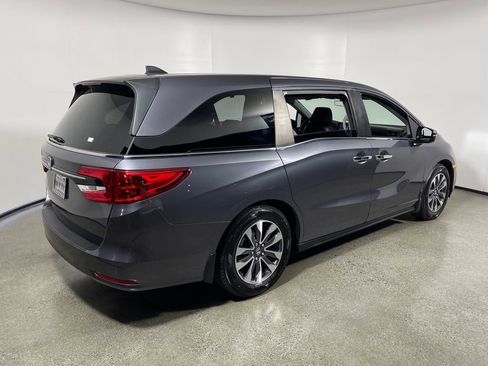 Used 2023 Honda Odyssey EX-L image 3