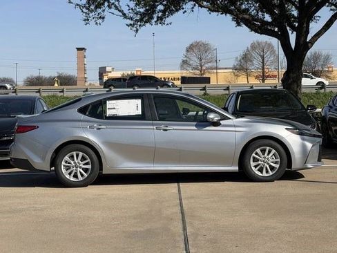 New 2026 Toyota Camry LE image 3