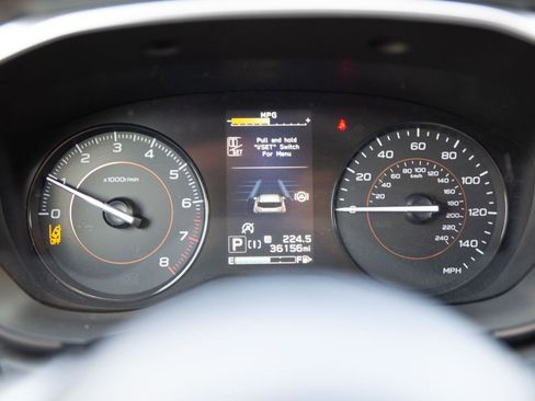 Used 2022 Subaru Crosstrek 2.0i Premium image 11