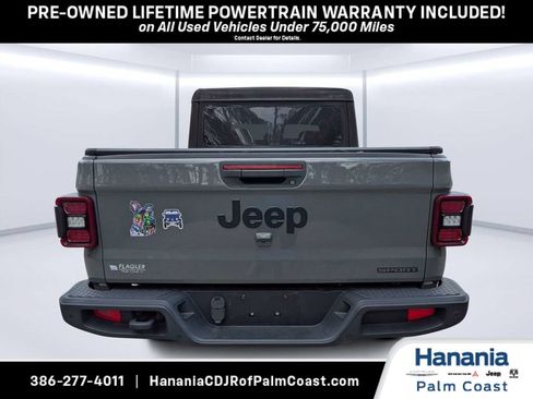 Used 2021 Jeep Gladiator Sport AWD/4WD image 4