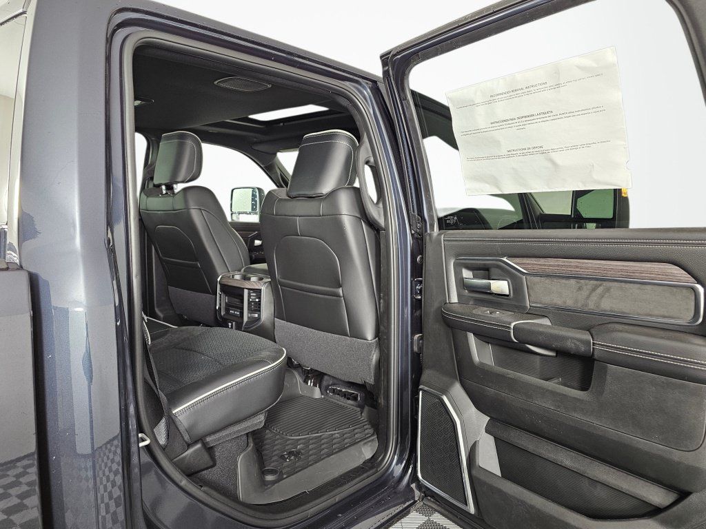 New 2026 RAM 3500 Laramie w/ Night Edition AWD/4WD image 37