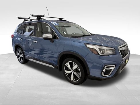 Used 2019 Subaru Forester Touring w/ Popular Package #3 image 9