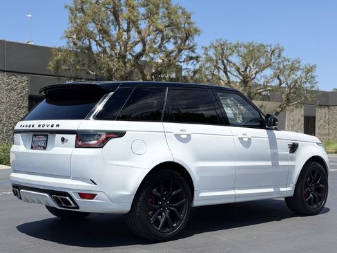Used 2018 Land Rover Range Rover Sport SVR AWD/4WD image 4