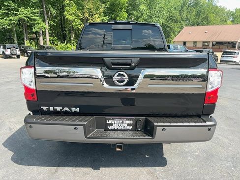 Used 2017 Nissan Titan Platinum Reserve RWD image 6