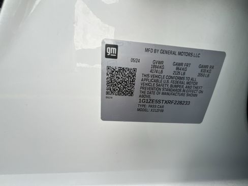 Used 2024 Chevrolet Malibu LT image 35