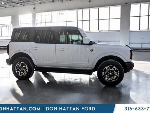 New 2025 Ford Bronco Outer Banks AWD/4WD image 34