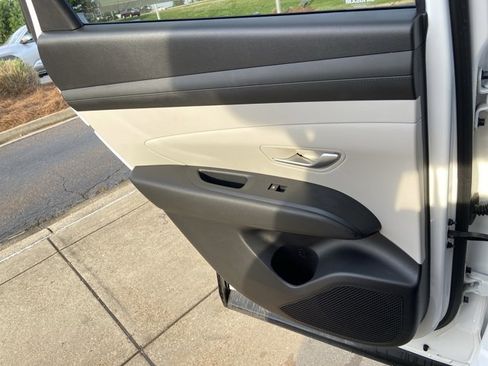 Used 2025 Hyundai Tucson SEL AWD/4WD image 44