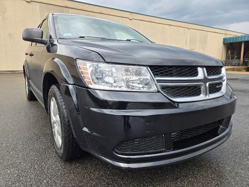 Used 2016 Dodge Journey SE w/ Flexible Seating Group image 15