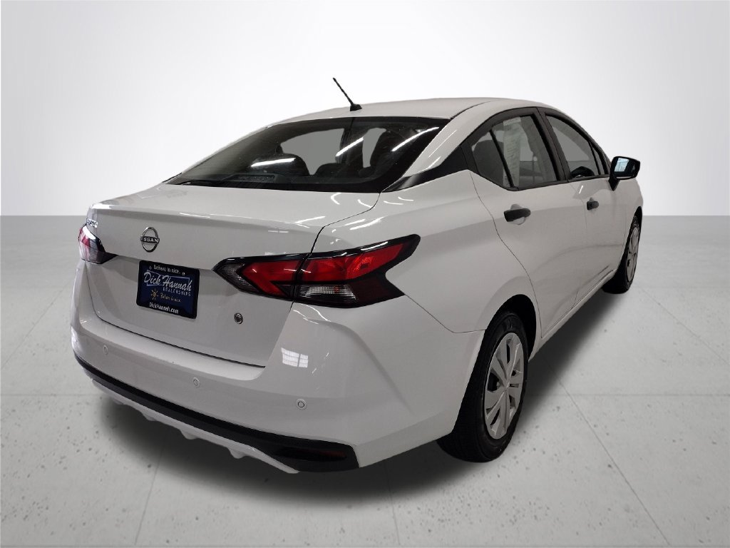 Used 2025 Nissan Versa S FWD image 13